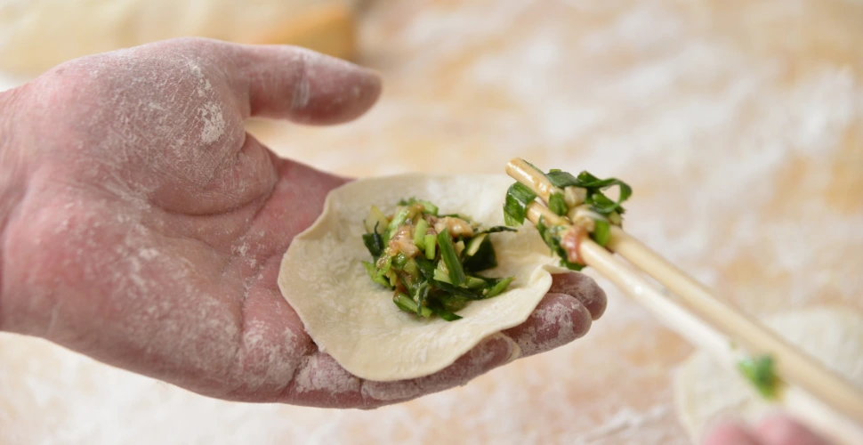 how-to-make-dumplings.webp