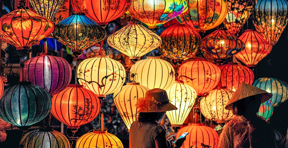 how-to-make-lantern-3.webp