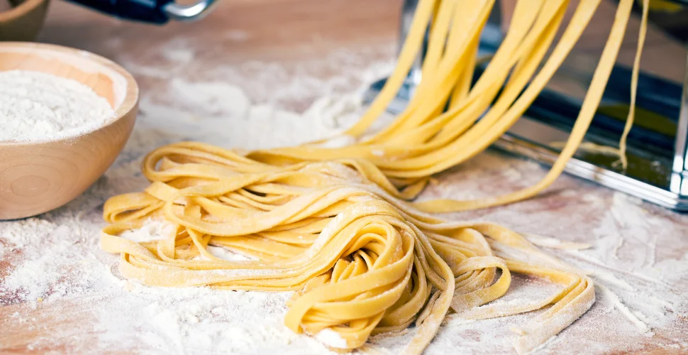 how-to-make-pasta-dough-3.webp