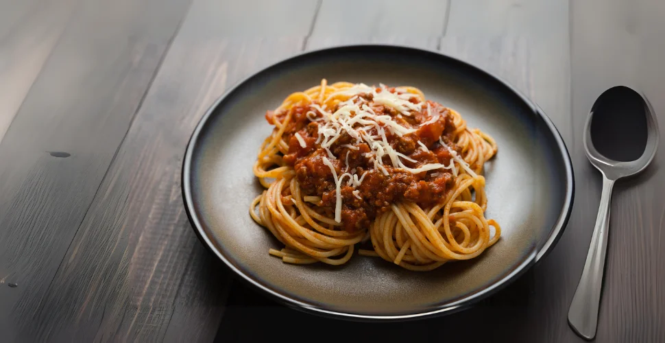 how-to-make-spaghetti-bolognese-3.webp